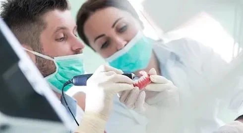 تخصص طب الاسنان في مصر للسعوديين | تكاليف دراسة طب الاسنان في مصر للسعوديين | نسبة القبول في تخصص طب الاسنان | مواد تخصص طب الاسنان